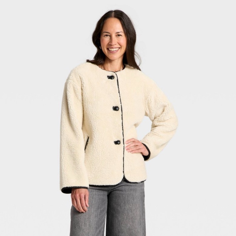 NWT - Universal Thread Cream Teddy Jacket - XS - NWT